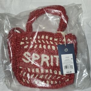 New Universal Thread Spritz Tote Bag Red Woven Paper Straw Crochet Purse Raffia